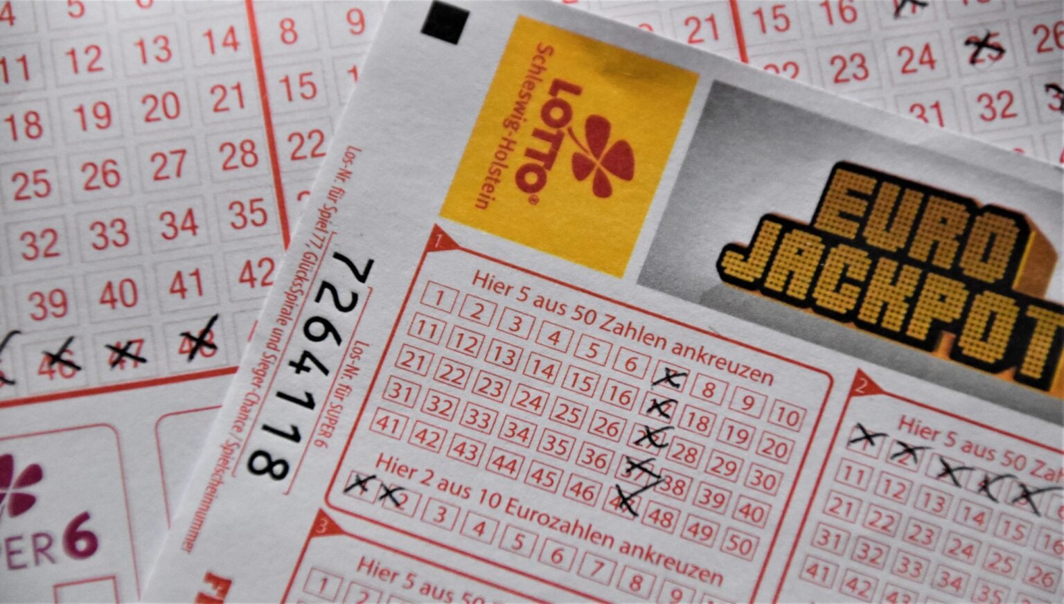 ezek-a-friss-eurojackpot-nyer-sz-mok-milli-rdokat-rnek
