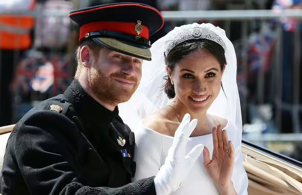 El príncipe Harry y Meghan Markle aparecieron en un lugar inesperado